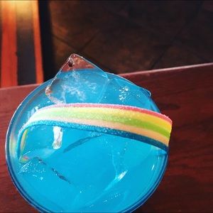 Meet your Posher, Lily